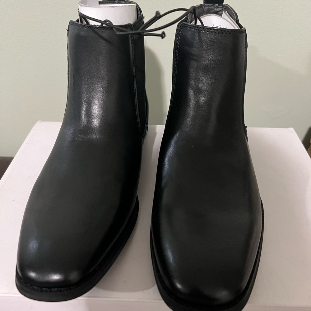 Brand new Express men shoes!!